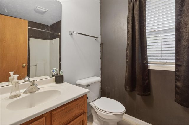 1109 Candlewick Drive, Poplar Grove, IL 61065