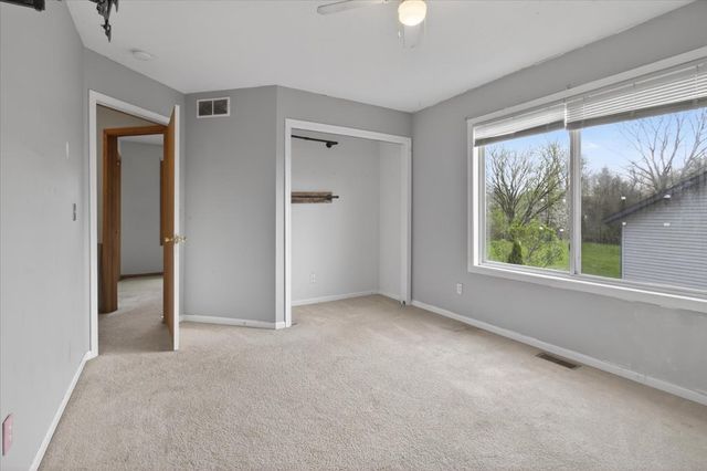 1109 Candlewick Drive, Poplar Grove, IL 61065
