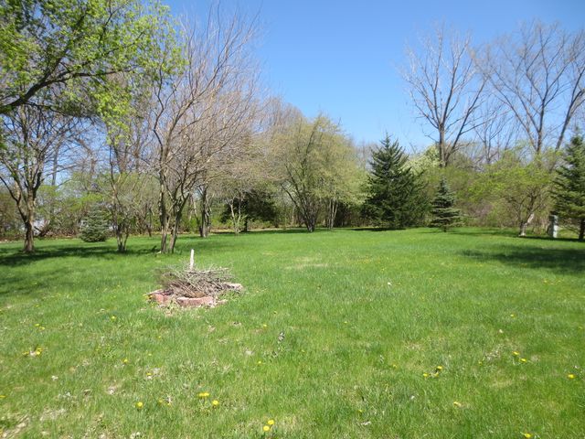 1109 Candlewick Drive, Poplar Grove, IL 61065
