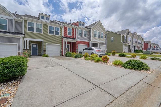 202 Keaton Court, Spartanburg, SC 29301