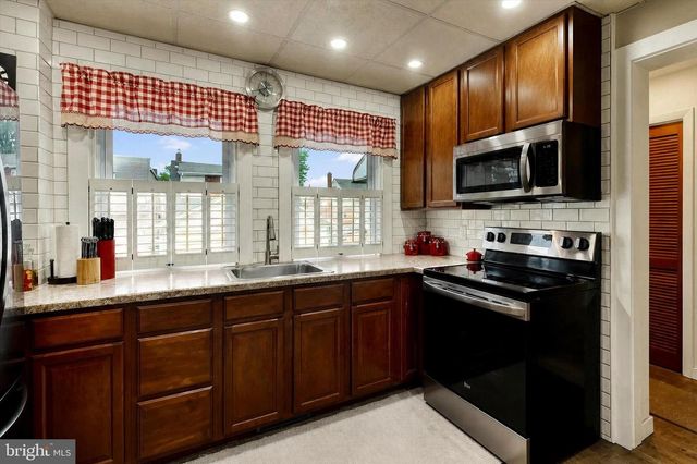 1514 LIBERTY AVE, Reading, PA 19607