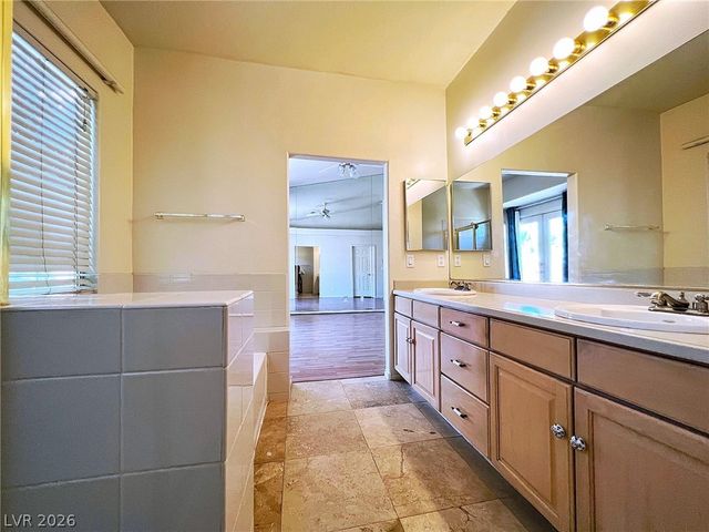 2206 Flowering Cactus Avenue, Henderson, NV 89052
