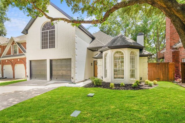 304 Riverwalk Lane, Irving, TX 75063