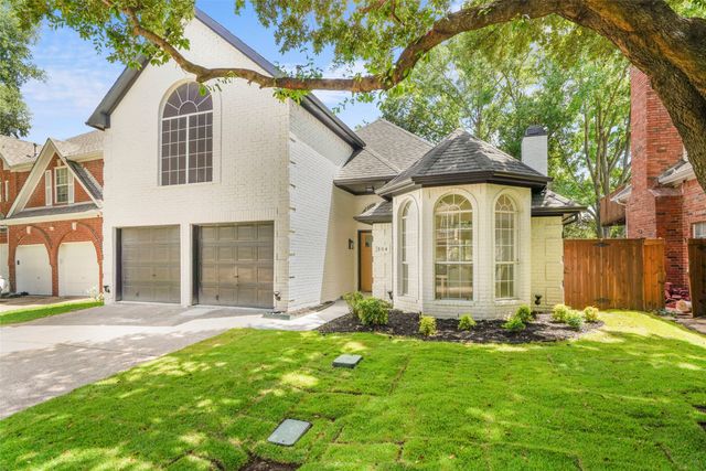 304 Riverwalk Lane, Irving, TX 75063