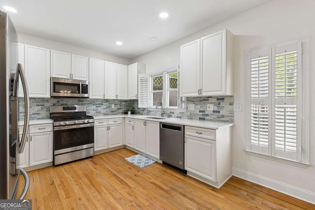 2141 Adams Overlook NW, Atlanta, GA 30318