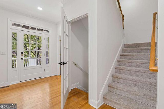 2141 Adams Overlook NW, Atlanta, GA 30318