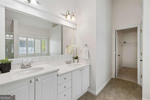 2141 Adams Overlook NW, Atlanta, GA 30318