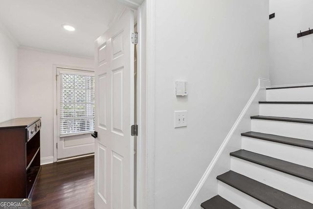 2141 Adams Overlook NW, Atlanta, GA 30318