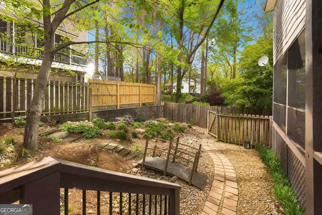 2141 Adams Overlook NW, Atlanta, GA 30318