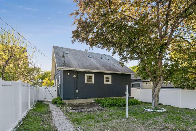 4637 3rd Avenue S, Minneapolis, MN 55419