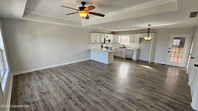 6222 Sumac Ln, Crestwood, KY 40014