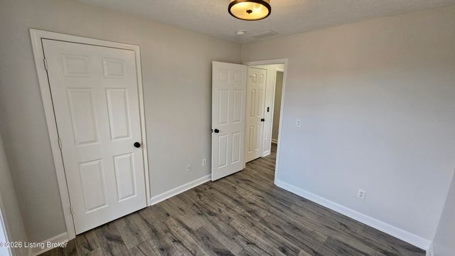 6222 Sumac Ln, Crestwood, KY 40014