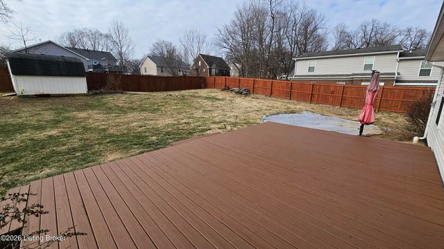 6222 Sumac Ln, Crestwood, KY 40014