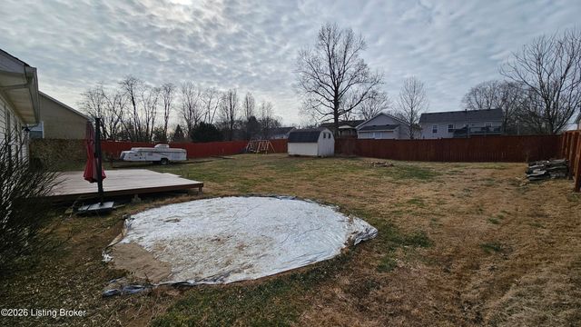 6222 Sumac Ln, Crestwood, KY 40014