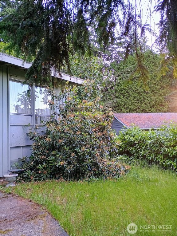 29735 3rd Avenue S, Federal Way, WA 98003