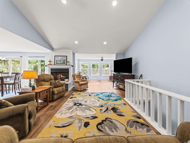15 Inca Place, Hot Springs Village, AR 71909
