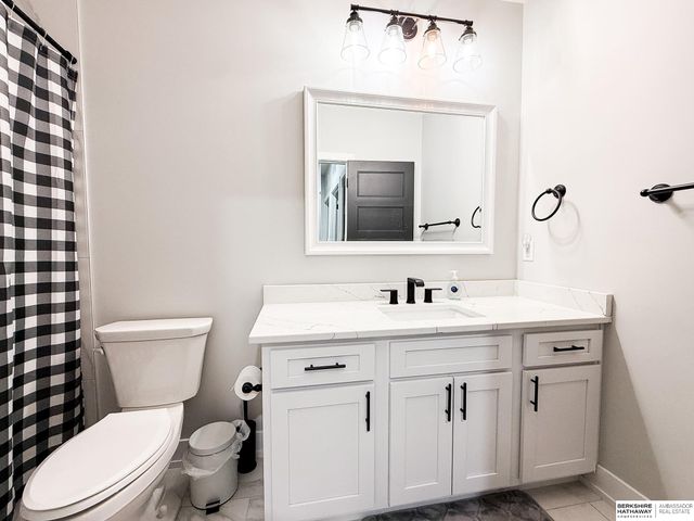 7900 Ponce Drive, Lincoln, NE 68516