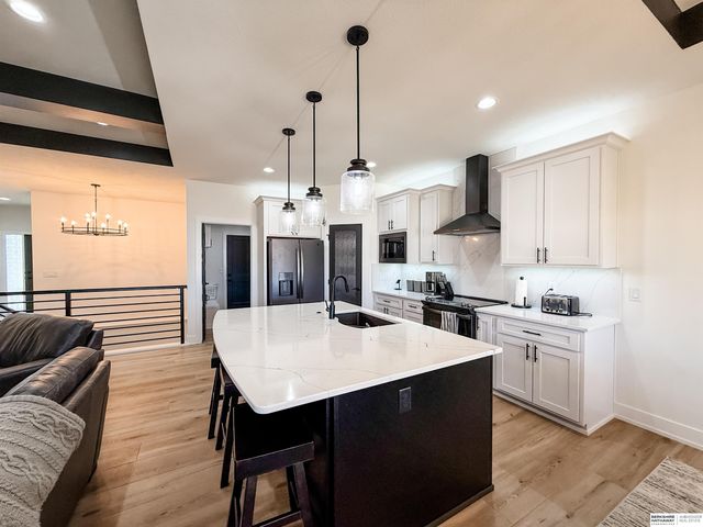 7900 Ponce Drive, Lincoln, NE 68516