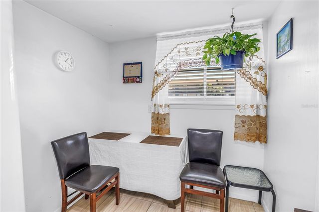 6308 NEWTOWN CIRCLE 8B2, Tampa, FL 33615