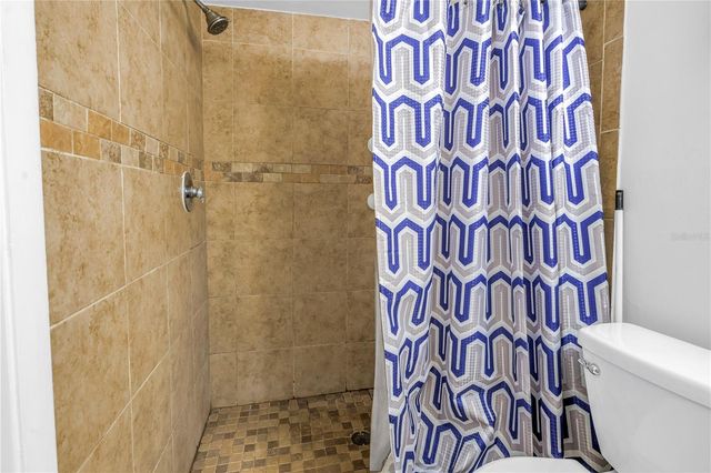 6308 NEWTOWN CIRCLE 8B2, Tampa, FL 33615