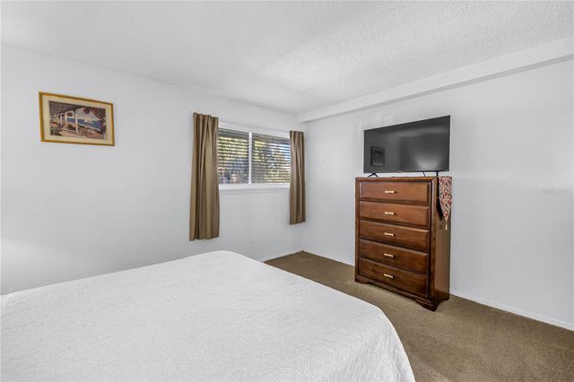 6308 NEWTOWN CIRCLE 8B2, Tampa, FL 33615