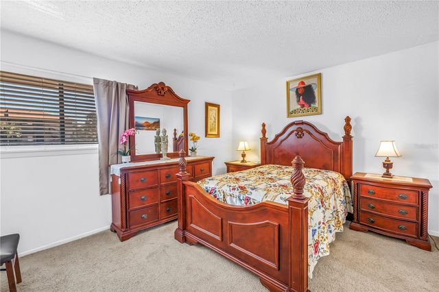 6308 NEWTOWN CIRCLE 8B2, Tampa, FL 33615