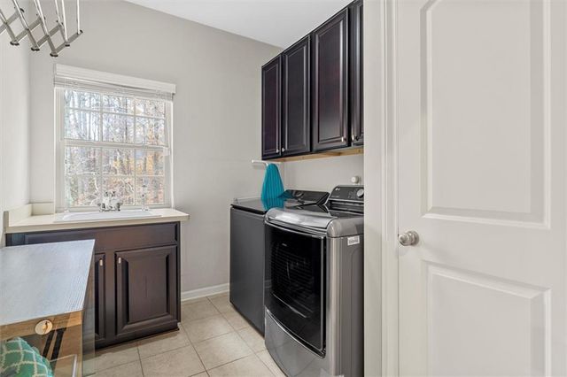 1010 Taimen Drive, Roswell, GA 30075