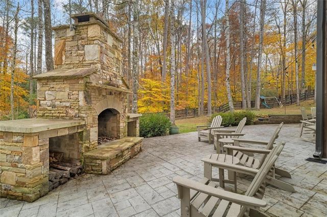 1010 Taimen Drive, Roswell, GA 30075