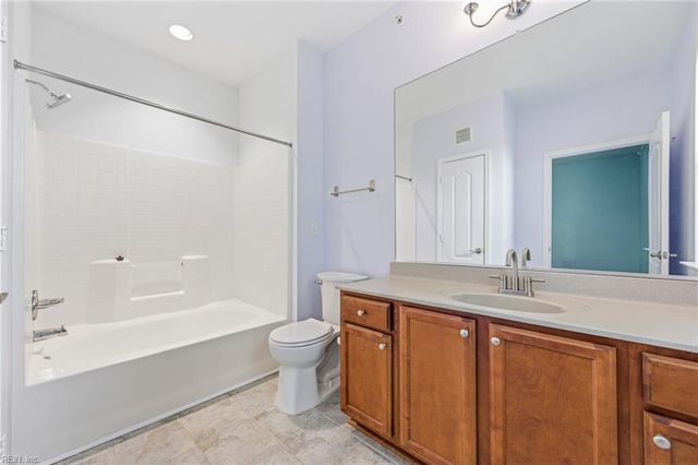 5304 Warminster Dr Unit 303, Virginia Beach, VA 23455