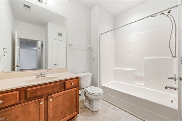 5304 Warminster Dr Unit 303, Virginia Beach, VA 23455
