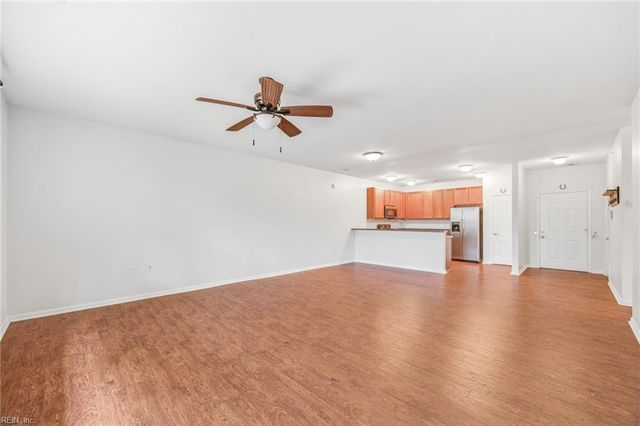5304 Warminster Dr Unit 303, Virginia Beach, VA 23455