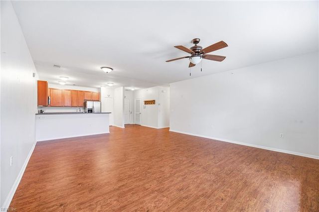5304 Warminster Dr Unit 303, Virginia Beach, VA 23455