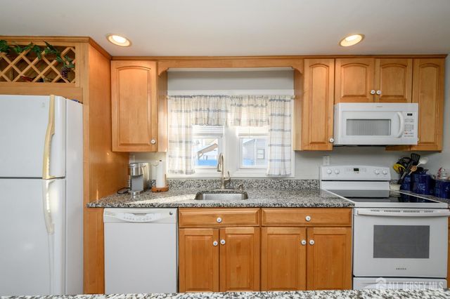 884 Old Bridge Turnpike, East Brunswick, NJ 08816