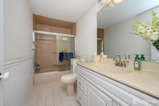 884 Old Bridge Turnpike, East Brunswick, NJ 08816