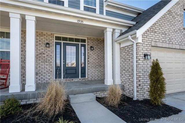 1935 Augusta Parkway, Henryville, IN 47126