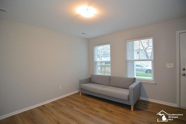 24033 Battelle Avenue, Hazel Park, MI 48030