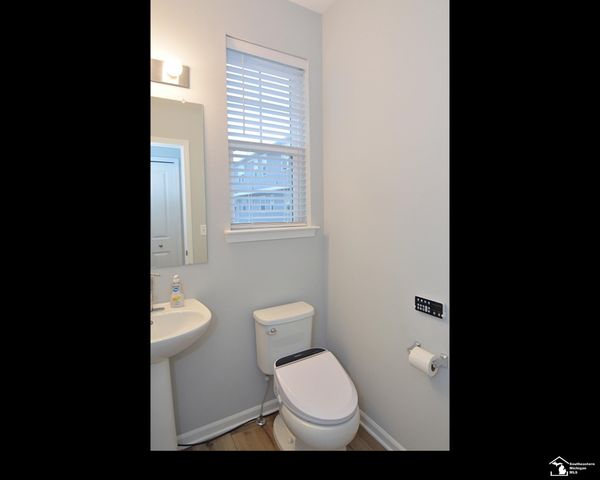 24033 Battelle Avenue, Hazel Park, MI 48030