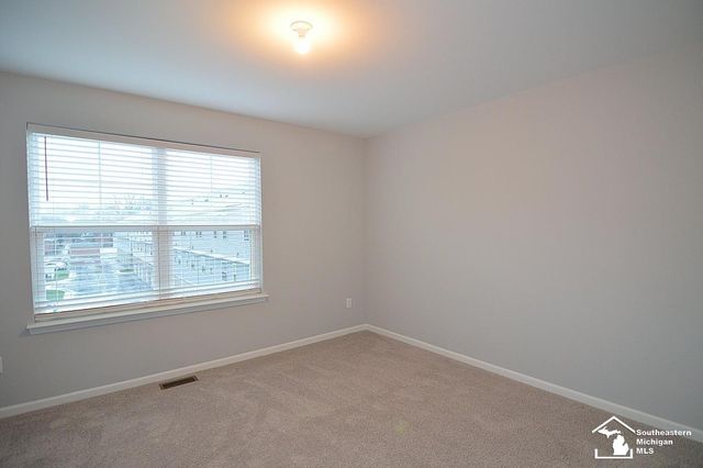 24033 Battelle Avenue, Hazel Park, MI 48030