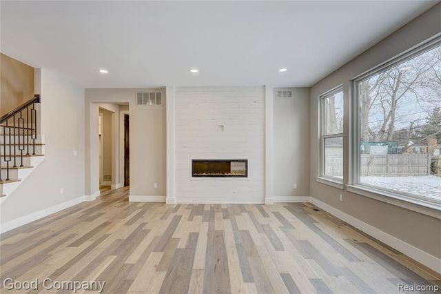 2418 Shenandoah Drive, Royal Oak, MI 48073