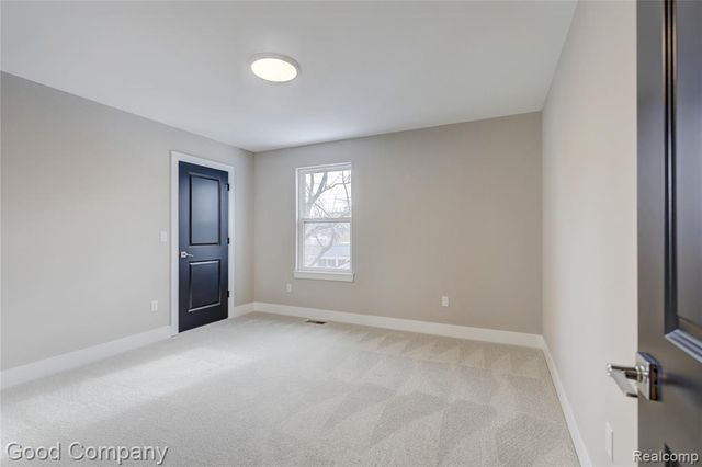 2418 Shenandoah Drive, Royal Oak, MI 48073