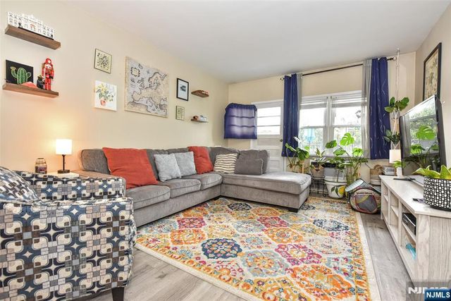 100 Pierson Miller Drive A11, Pompton Lakes, NJ 07442