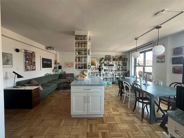 193 Clinton Avenue 5E, Brooklyn, NY 11205