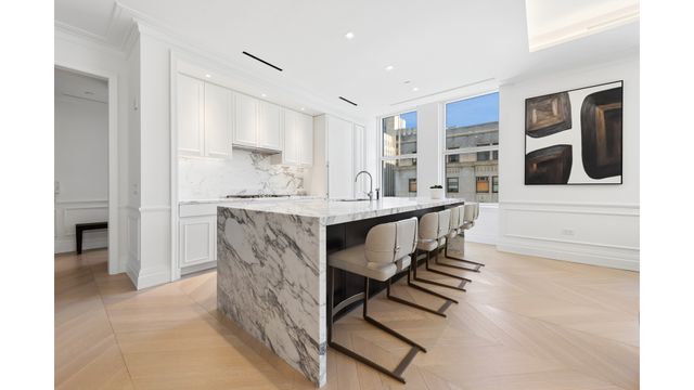 108 Leonard St Apt 8P, New York City, NY 10013