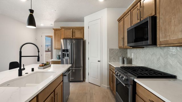 1477 Brillo Del Cielo Street NW, Los Lunas, NM 87031