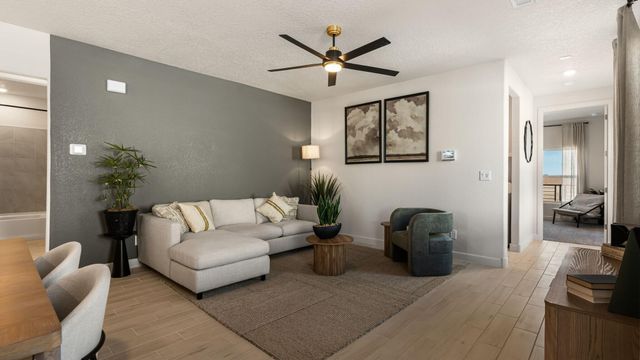 1477 Brillo Del Cielo Street NW, Los Lunas, NM 87031