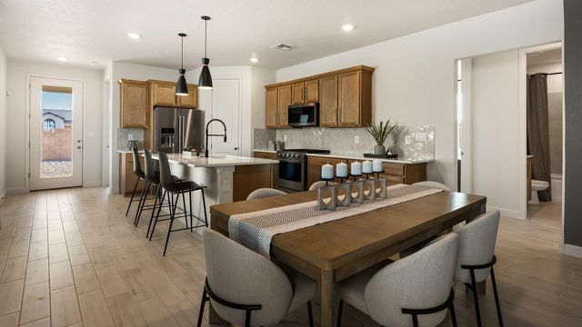 1477 Brillo Del Cielo Street NW, Los Lunas, NM 87031