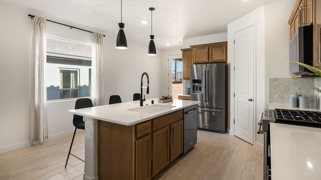 1477 Brillo Del Cielo Street NW, Los Lunas, NM 87031
