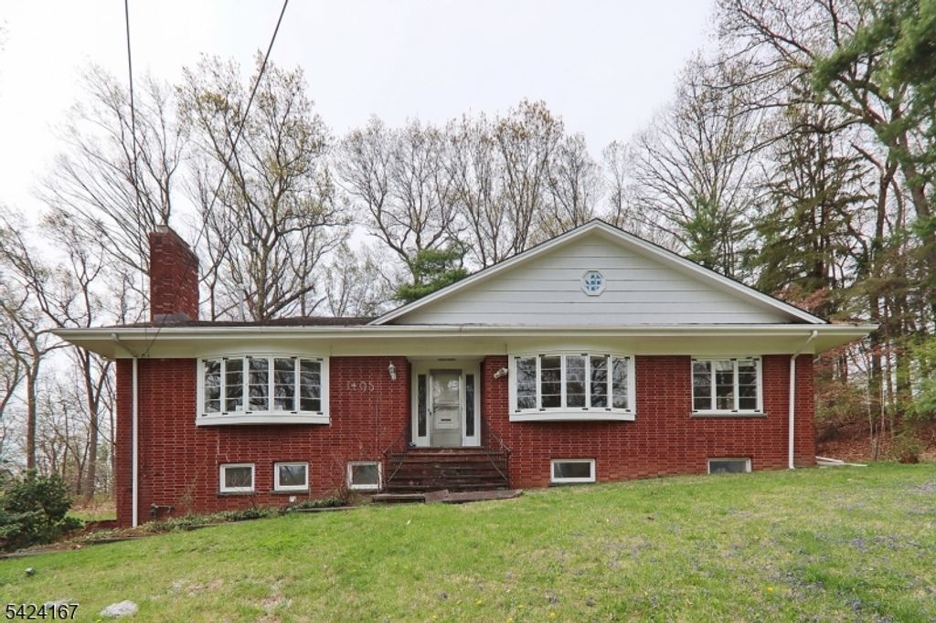 1495 Fox Trail, Mountainside Boro, NJ 07092 — exterior