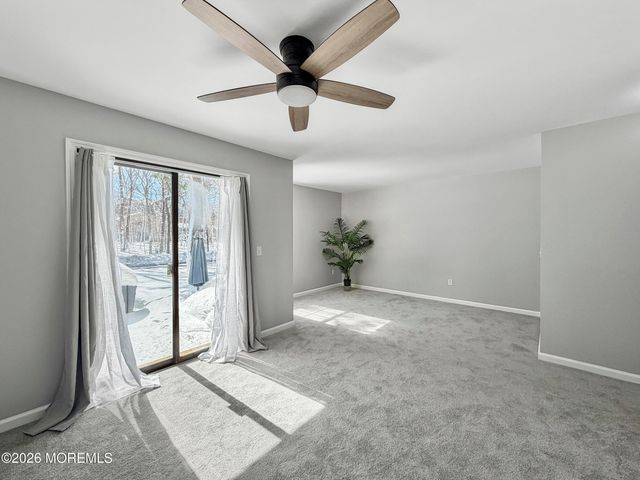 2003 Meadowlands Court, Toms River, NJ 08755