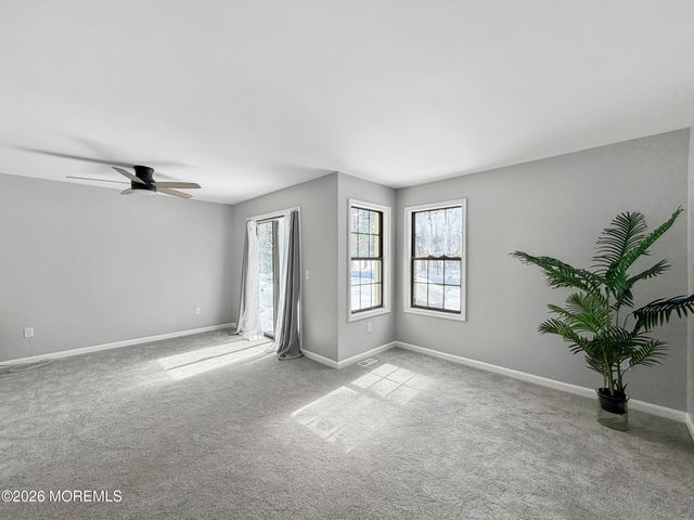 2003 Meadowlands Court, Toms River, NJ 08755